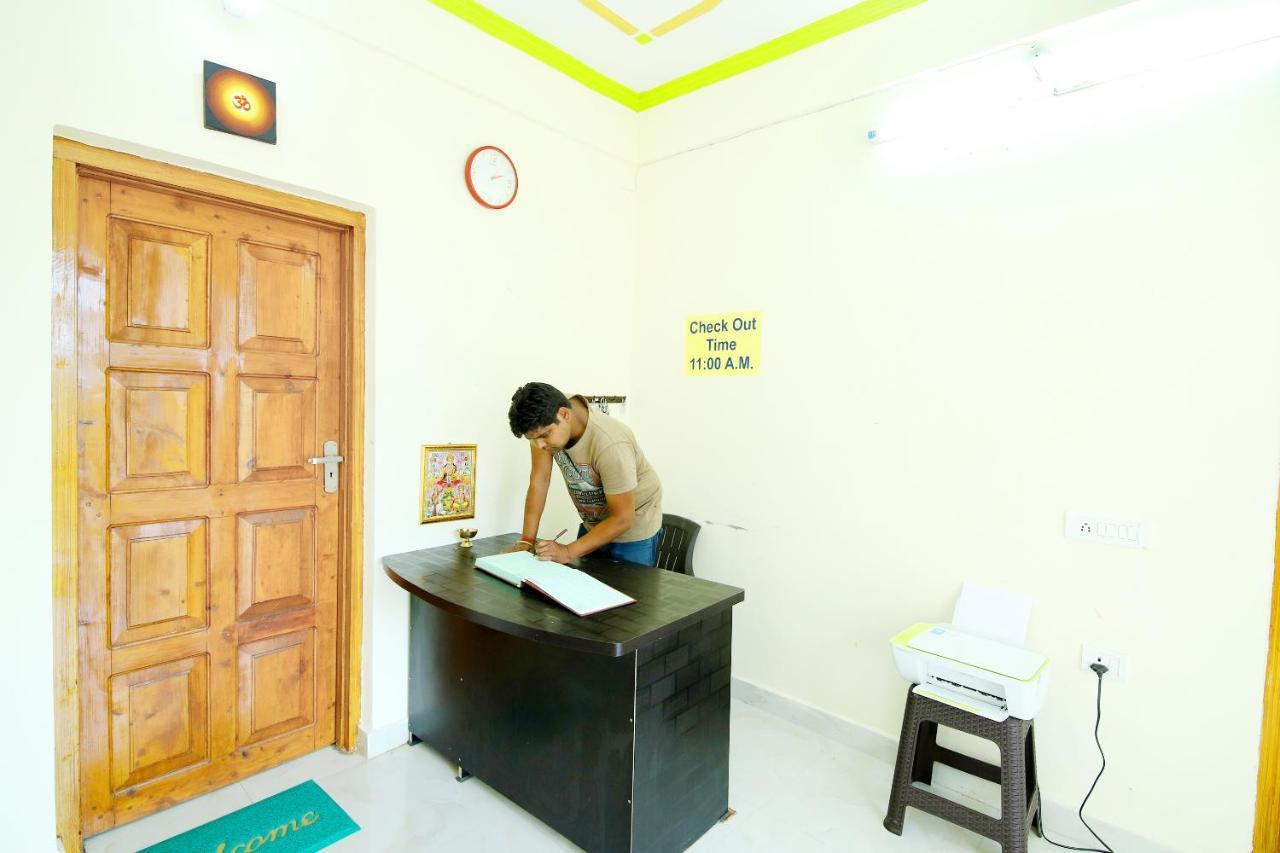 Spot On 37977 Parth Home Stay Masuri Exterior foto